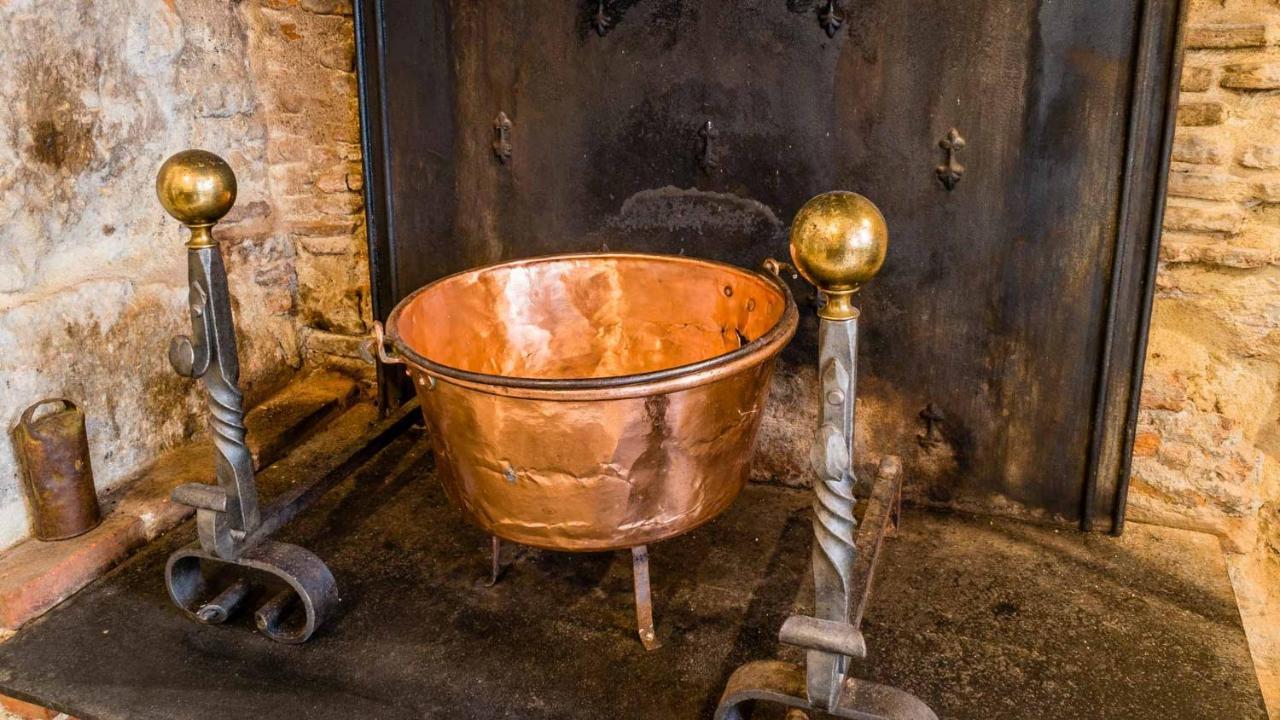 Maison Pierre Loti, Gite Historique Et Spacieux En Vallee De La Dordogne 布里特努 外观 照片