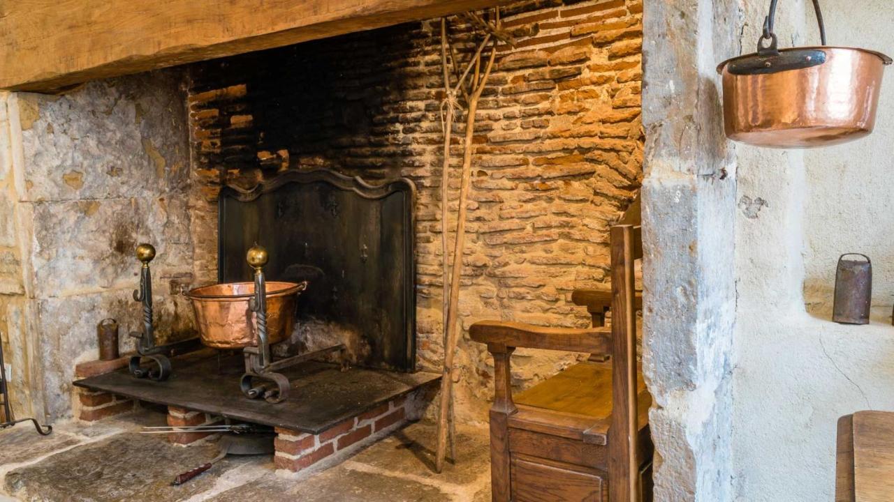Maison Pierre Loti, Gite Historique Et Spacieux En Vallee De La Dordogne 布里特努 外观 照片